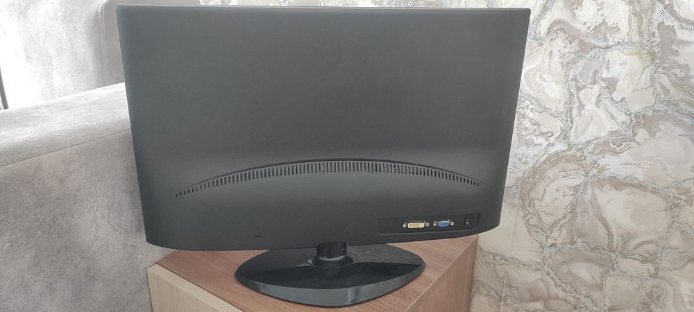 Продам монитор hp