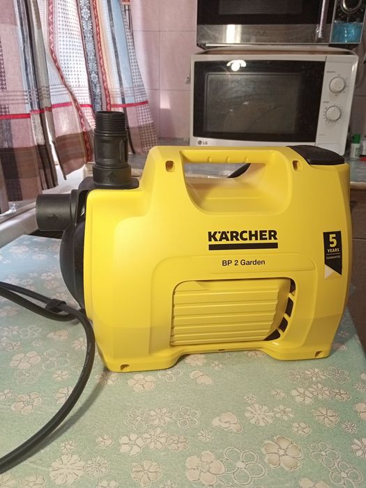 Продаю садовый насос Karcher BP2 GARDEN.