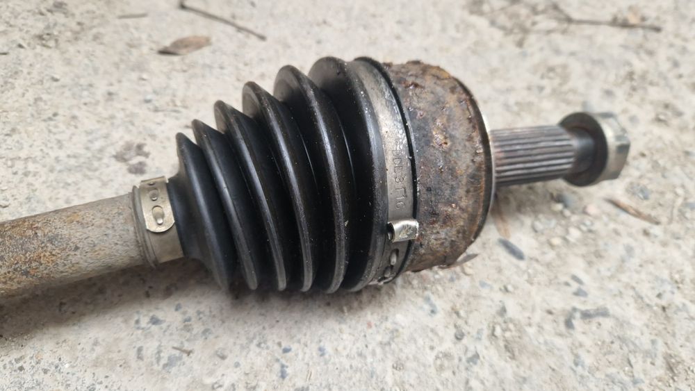 Полуоска лява HONDA CR-V II 2.2 iCDTI 2005-2007