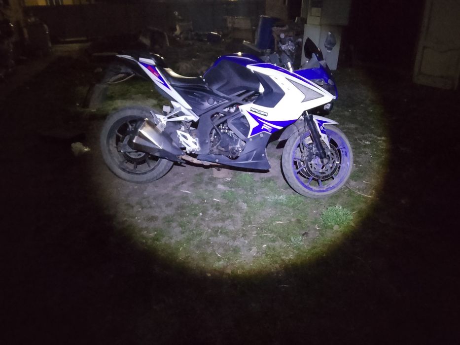 Продам мотоцикл Рейсер шторм