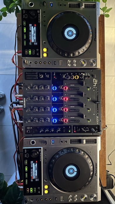 Продам Dj оборудования, Pioneer Cdj 850 2x и микшер Allen Heath 42