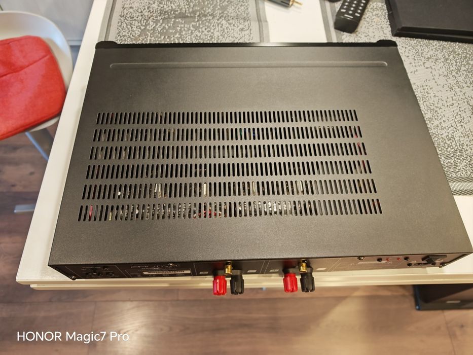 Amplificator de putere Emotiva BasX A-150