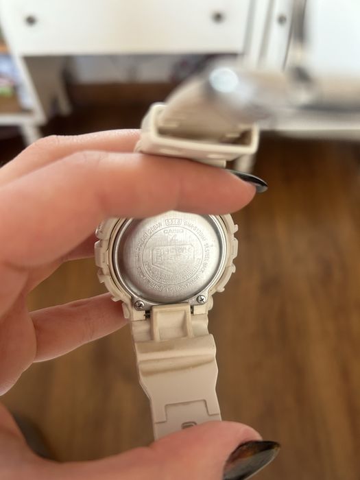 Продавам часовник Casio G-shock