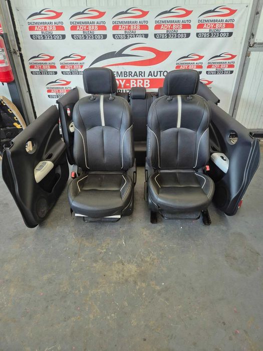 Interior din piele cu incalzire Nissan Juke 2014