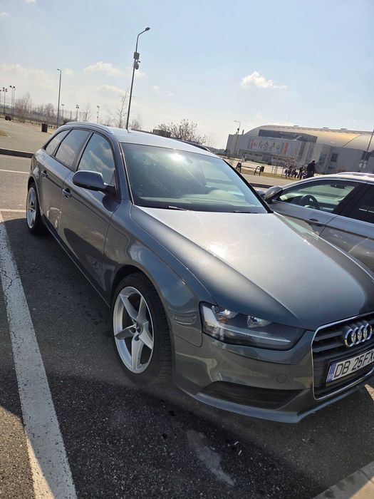 AUDI A4 2012 — imagine 2