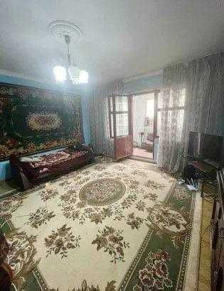 2-комнатная, 2 этаж, 60 м², Паркентский рынок