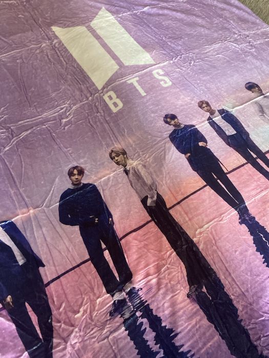 плед с группой BTS