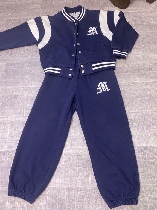 Детский спортивный костюм