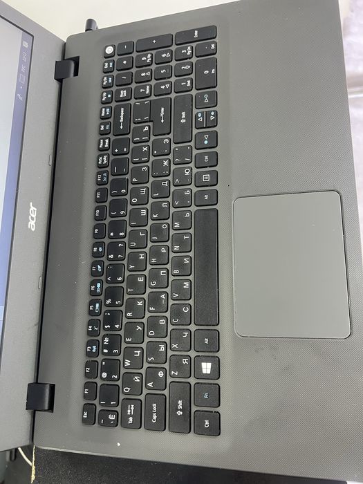 Acer Noutbook sotiladi yaxsh holatda
