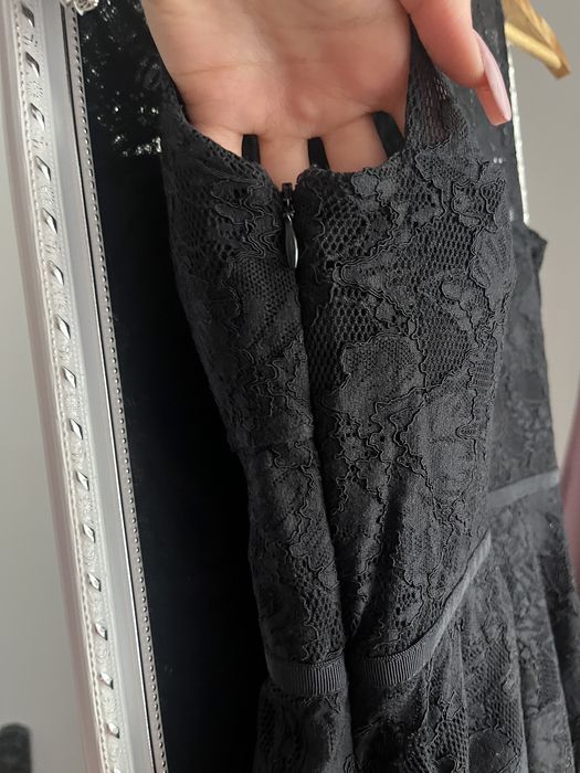 черна дантелена рокля guess