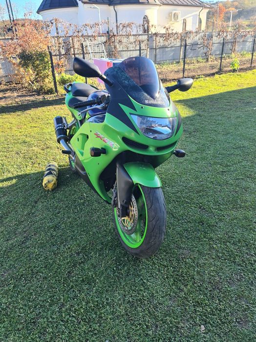 Kawasaki zx6r 1998