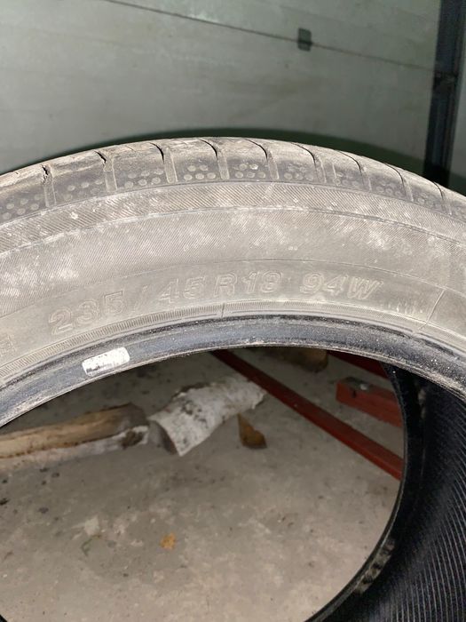 Продам резину 235/45/r18 лето
