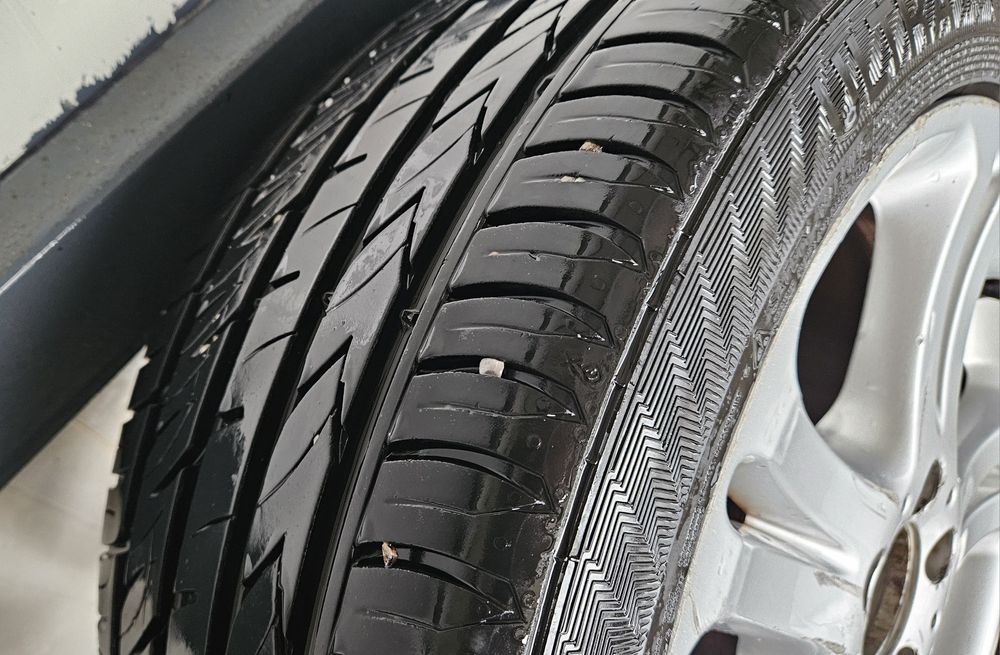 Джанти с нови гуми за мерцедес 235 45 17