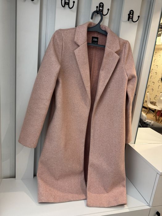 Женское пальто „ZARA“