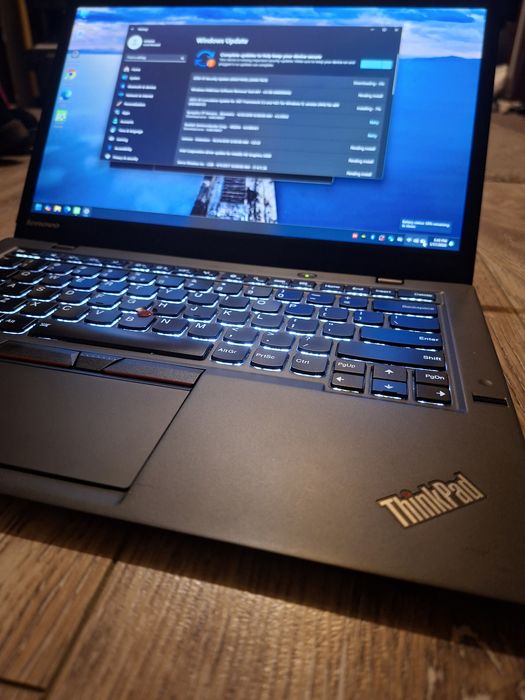 Lenovo X1 Carbon i7