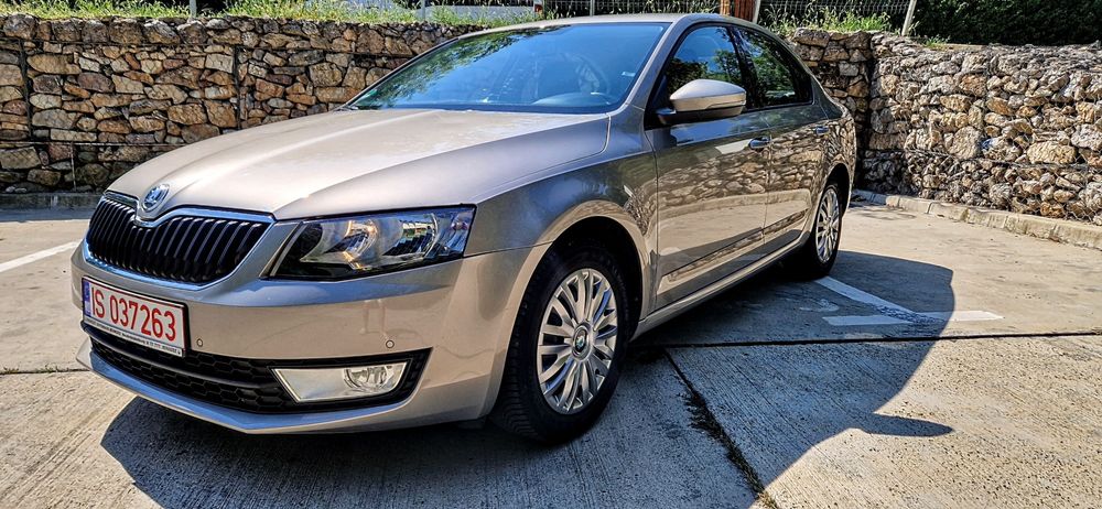 Inchirieri auto Iasi/rent a car/inchiriez masini/inchiriez auto - Iasi