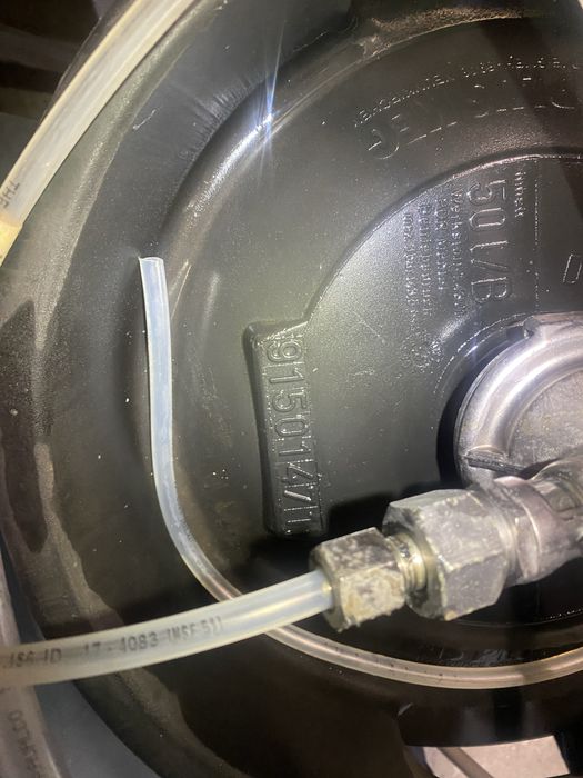 Butoi inox invelit in cauciuc / plastic de 50 l cu robinet