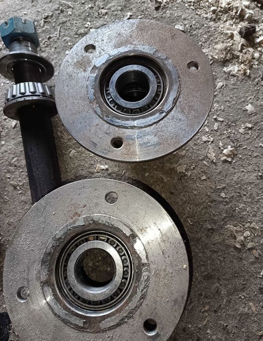 Butuci căruță, remorcuta