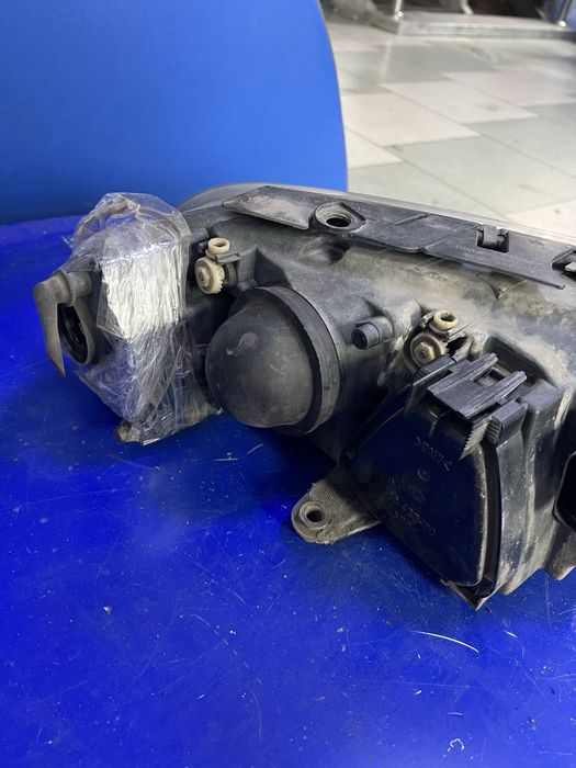 фара со стороны водителя  от пассат б5 плюс