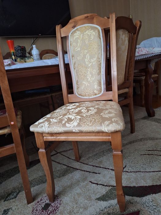 Продам стол, стулья, стенка