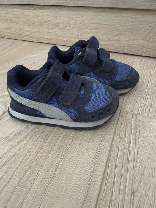 Продавам детски маратонки, номер 20-26