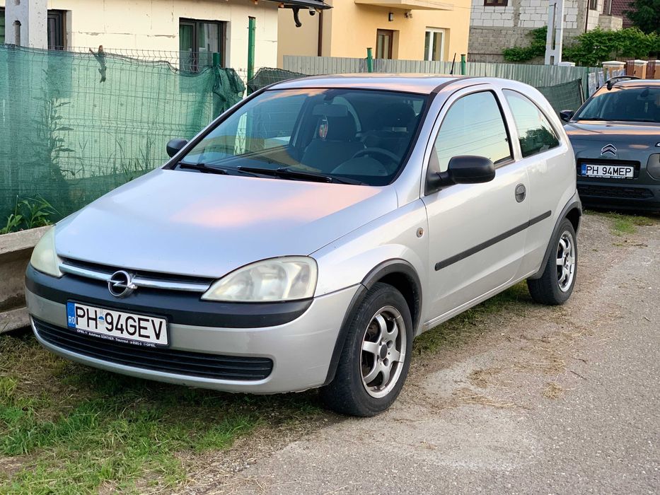 OPEL CORSA C 1.0 Benzină – Consum foarte mic, acte valabile, gata de drum! Echipata cu anvelope vara - iarna