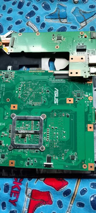 Piese laptop Asus X52F