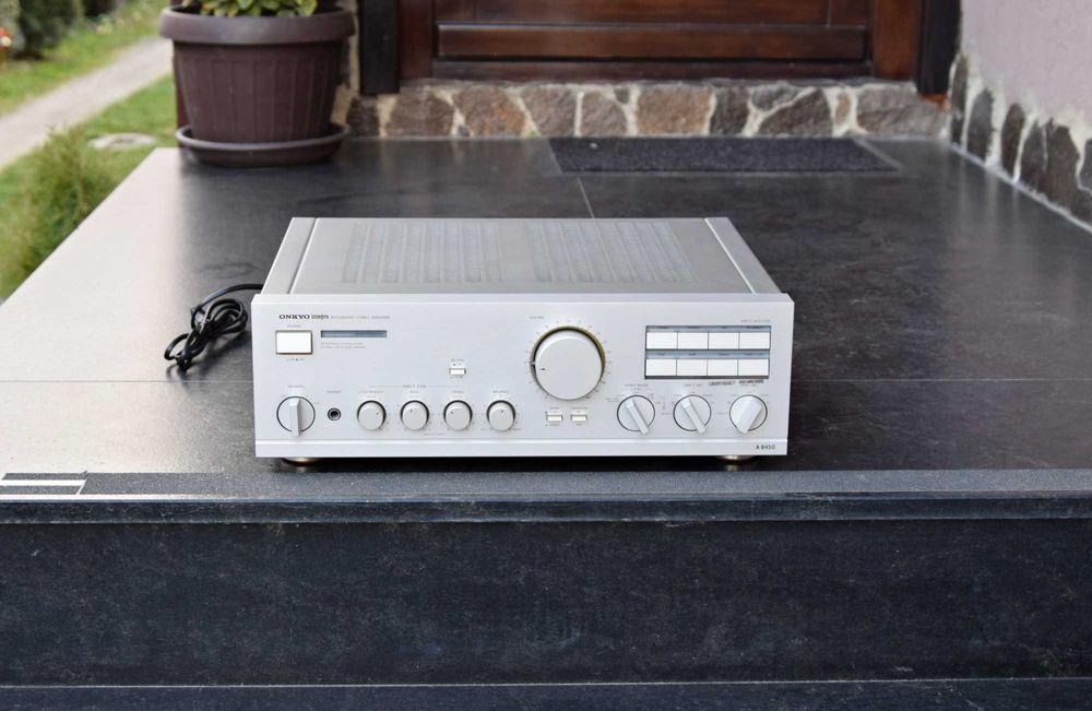 Amplificator Onkyo A-8450 Integra