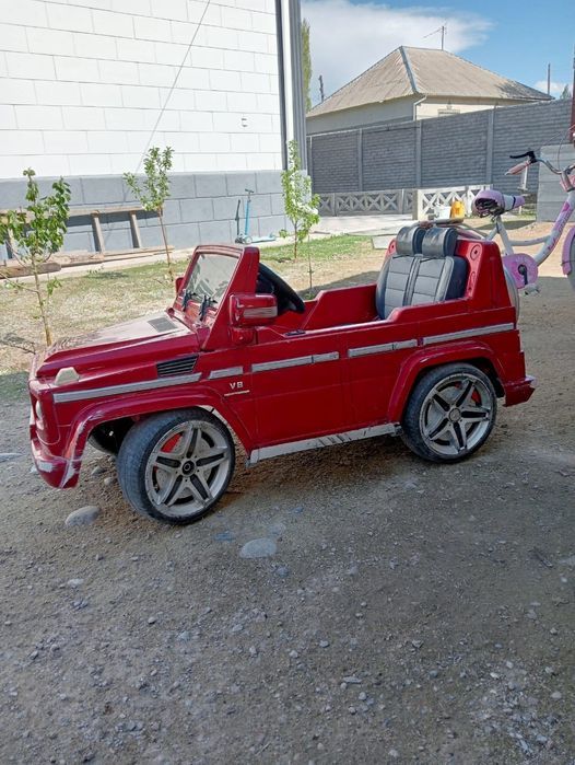 Машина детская мерседес