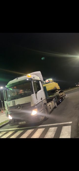 Trailer transport marfuri/utilaje/ camioane/AGABARITIC