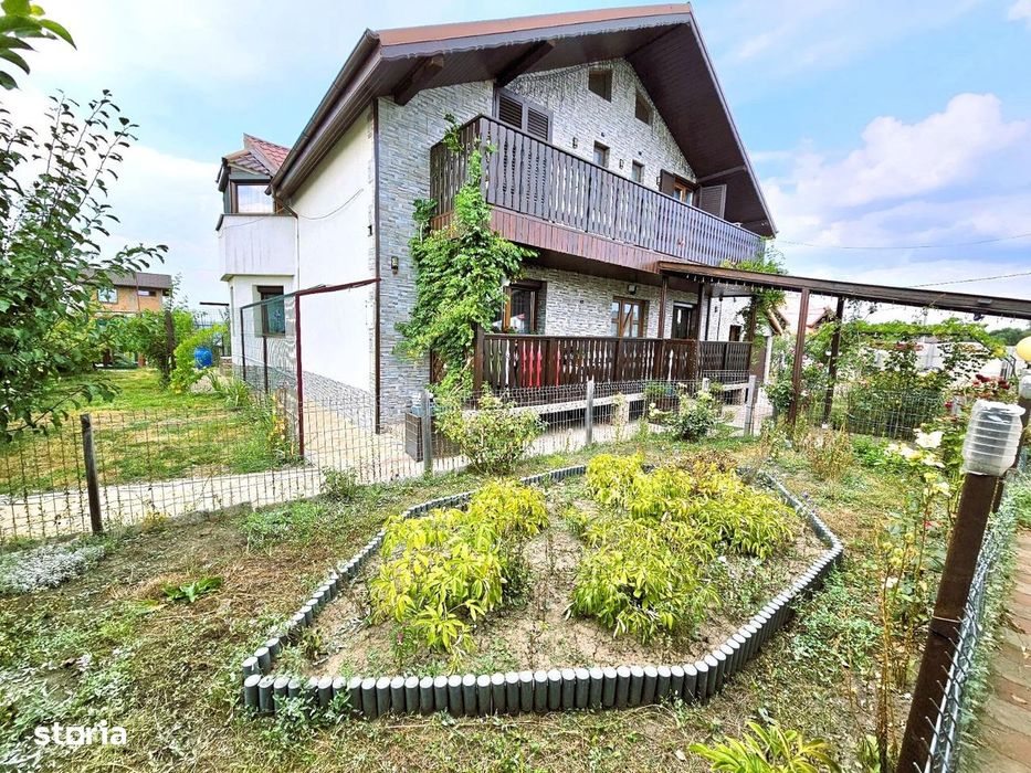 Proprietar vând casa 5 Camere.
