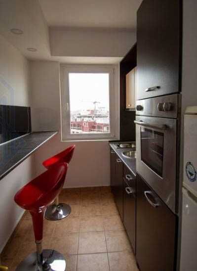 Двустаен апартамент под наем в кв. Витоша