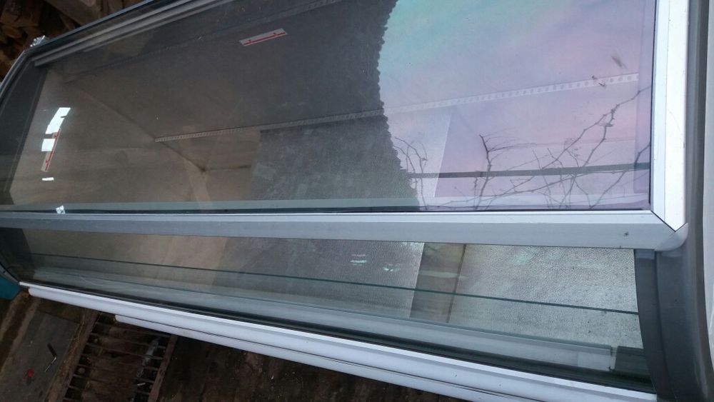 Хладилна витрина