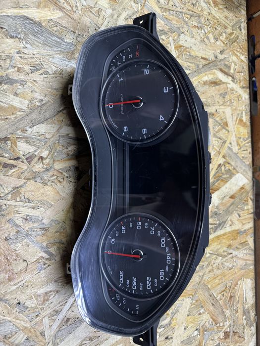 Ceasuri bord Audi A6 C7 4G/Allroad/A7 4G9920950F
