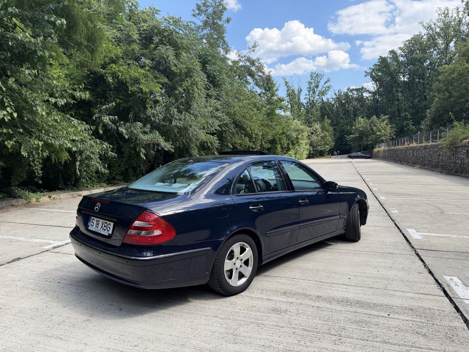 MERCEDES-BENZ E-Class 2004 — imagine 4