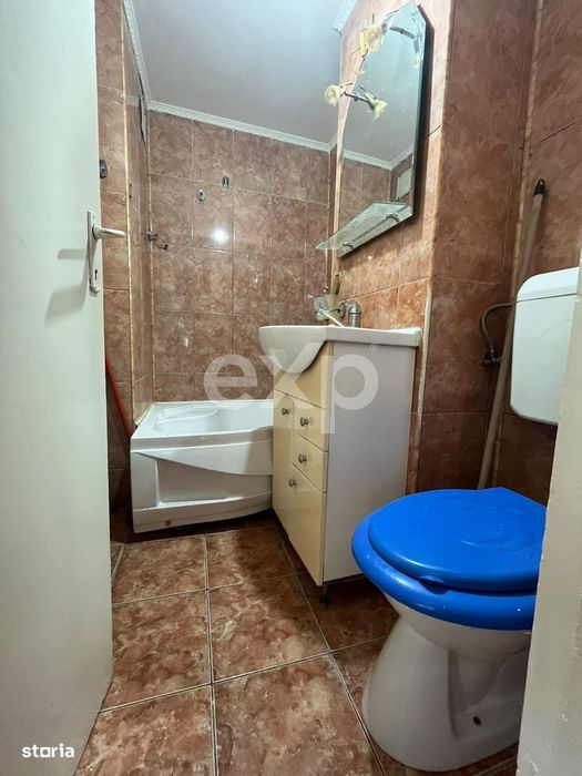 Vanzare 2 camere central etaj 3 mobilat+utilat Gaesti