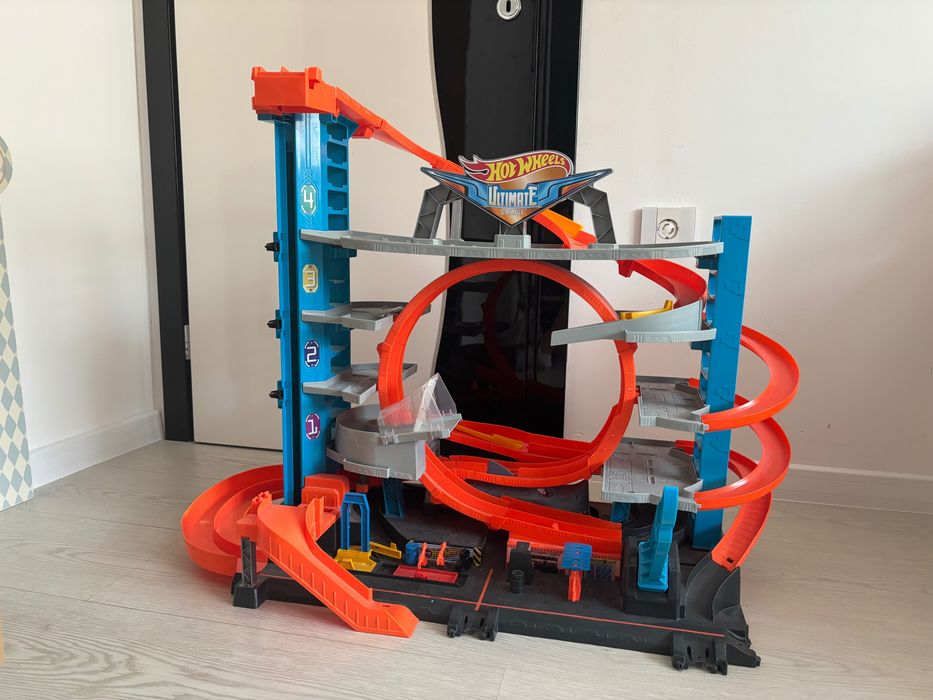 Писта Hot Wheels