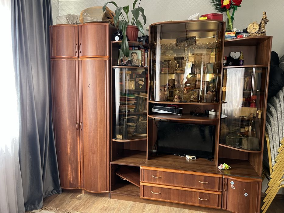 Шкаф Сервант для гостиной