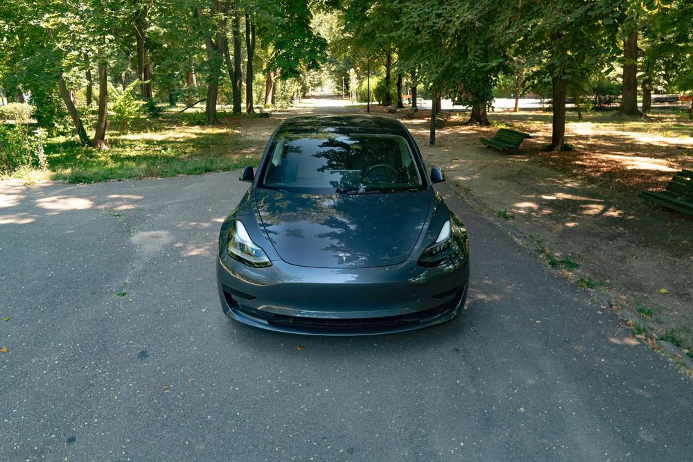 Tesla Model 3 Primul Proprietar/ Stare perfecta int/ext garantie iunie 2027