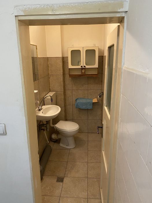 Inchiriez spatiu comercial