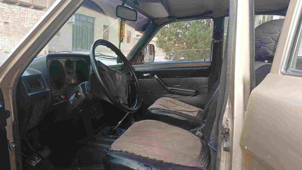 Sitiladi Volga gaz 2410