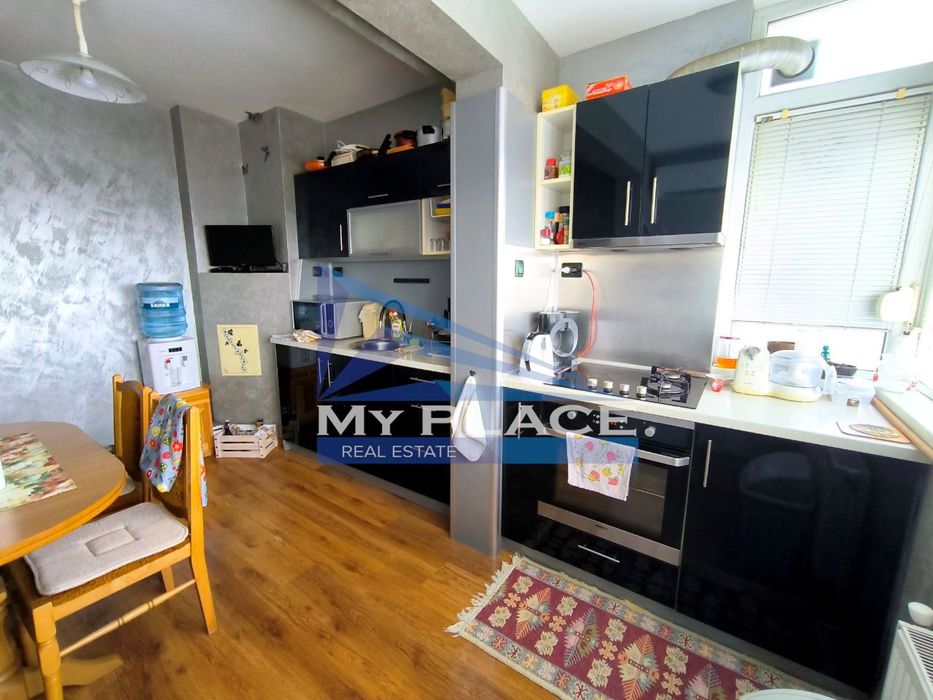 Продава се Двустаен апартамент в Шумен, Добруджански - 60 кв.м за 893 €/кв.м - Снимка #1