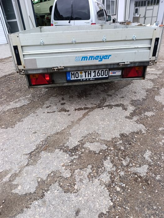Ремарке за автомобил