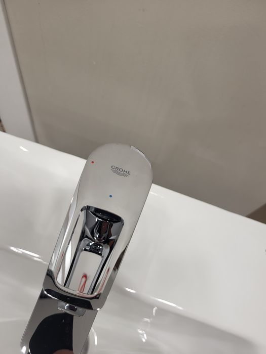 Grohe Раковина и сместитель