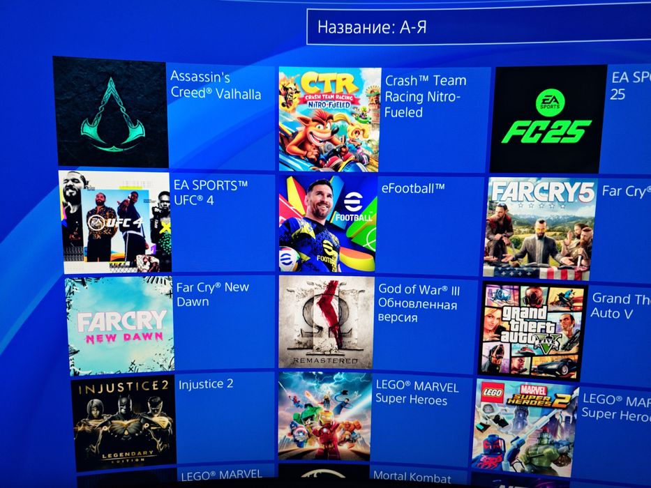 Playstation 4 Slim 1Tb, 1 дж., с топ играми.