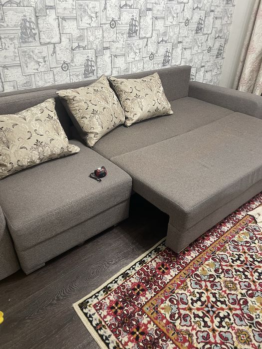 Продам диван в хорошем состоянии