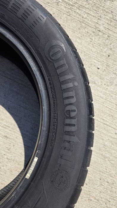 De vânzare 2 Anvelope Continental de vară, 215/55 R17V , Dot 50/17