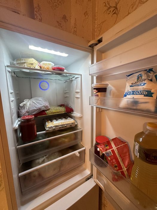 Холодильник Haier.Год 2020