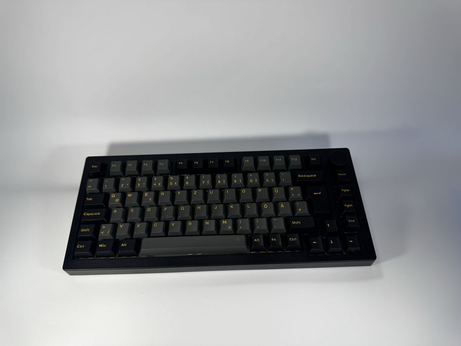 Custom Механична Клавиатура - Чисто нова