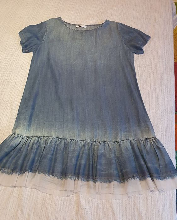 Rochie, de vară, din blug subțire.